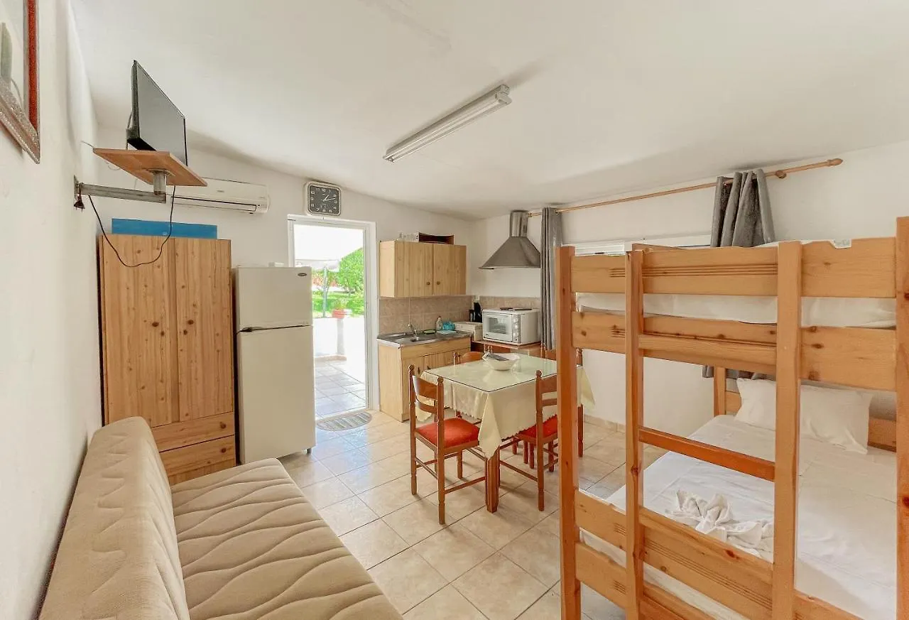 Amazona Apartments And Studios Spartia  3*, Spartia (Kefalonia)