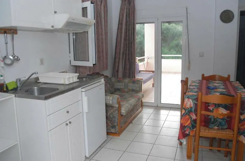 Amazona Apartments And Studios Spartia  Aparthotel
